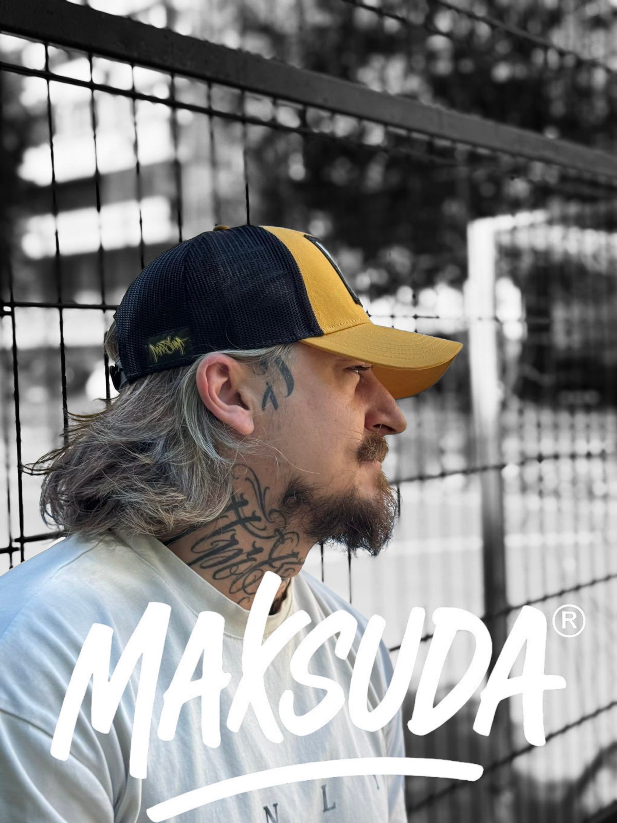 Шапка MAXSUDA Жълта +2 магнита подарък