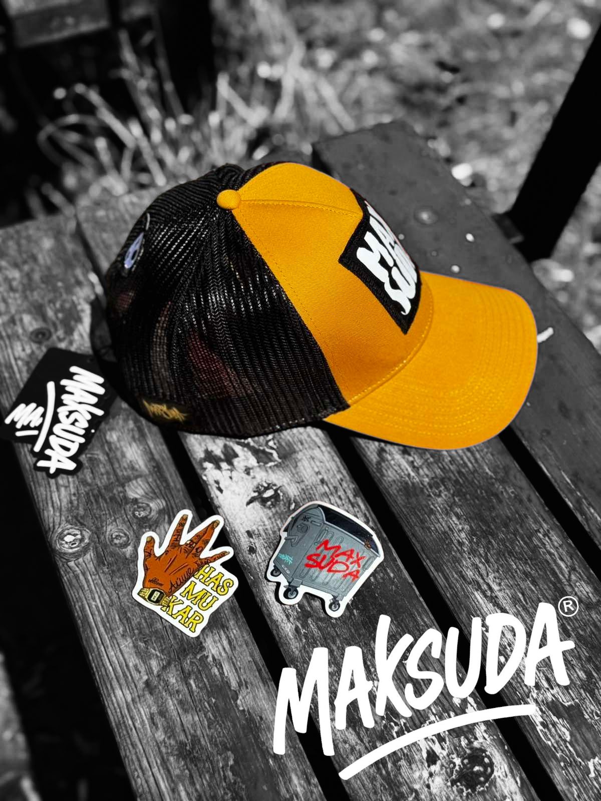 Шапка MAXSUDA Жълта +2 магнита подарък